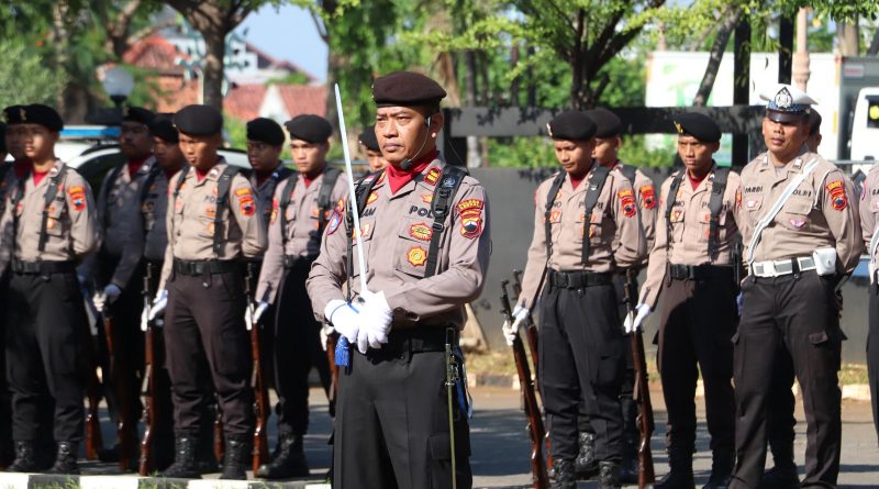 Polres Kendal Gelar Upacara Peringatan Hari Olahraga Nasional ke-42