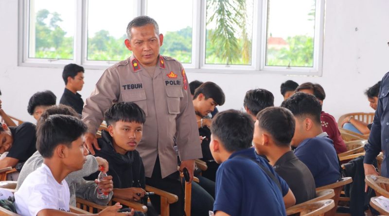 Polres Kendal dan BEM UNISS Sukses Gelar Turnamen E-Sport MLBB: Ajang Rangkul Generasi Muda Salurkan Energi Positif