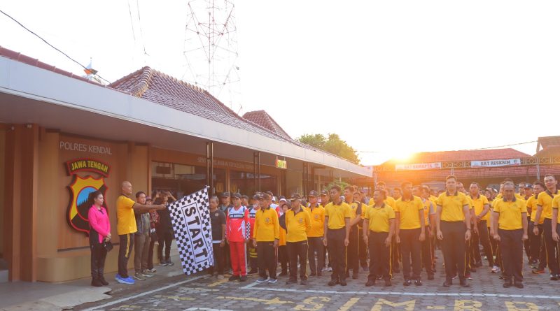 Semarak HUT Bhayangkara ke-80, Polres Kendal Hadirkan Bazar UMKM dan Layanan Publik untuk Warga