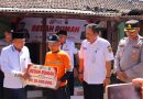 HUT Bhayangkara ke-80, Polres Kendal Bedah Dua Rumah Warga di Kangkung dan Pegandon