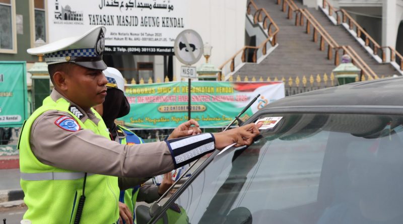 Operasi Patuh Candi 2026, Satlantas Polres Kendal Periksa Kendaraan Umum dan Angkutan Barang